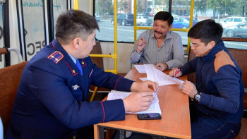Фотография к новости: Нұр-Сұлтанда республикалық «Жолда қабылдау» акциясы басталды