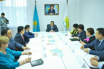 Фотография к новости: Әшімбаев: Көпбалалы отбасыларға қолдау көрсету - мемлекетіміздің негізгі басымдығы