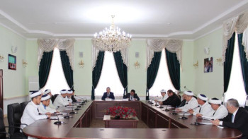 Фотография к новости: Ас пен құдай тамақта сыбайлас жемқорлыққа қарсы уағыздар айту ұсынылды