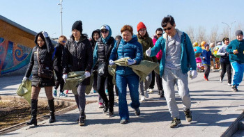 Фотография к новости: Елордалықтар жүгіріп қоқыс жинады