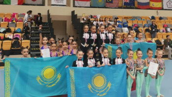 Фотография к новости: Жас гимнасшылар халықаралық жарыста жеңімпаз атанды