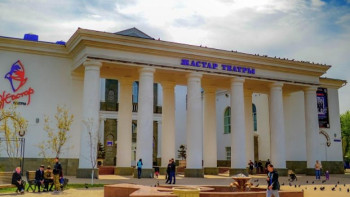 Фотография к новости: Жастар театрында балаларға арналған жаңа ертегі қойылады