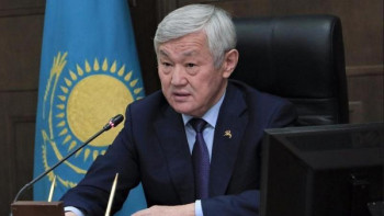 Фотография к новости: Сапарбаев кәсіпкерлерден көпбалалы отбасылардың баспана мәселесін шешуге көмектесуді сұрады 