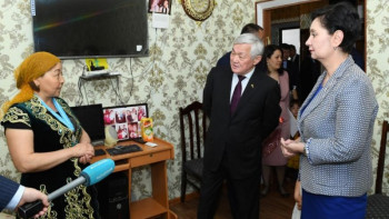 Фотография к новости: Қызылорда: Әбдіқалықова бастаған үкімет мүшелері әлеуметтік саясаттың іске асырылуын түсіндірді