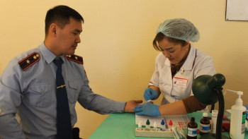 Фотография к новости: ШҚО-да тәртіп сақшылары қан тапсыру акциясын ұйымдастырды