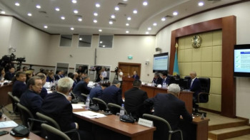 Фотография к новости: 30 жылда 30 мыңға жуық термин аударылды