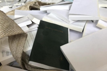 Шекарада ұсталған 20 000 кг макулатура қағазының мазмұны тексерілуде