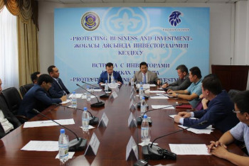 Фотография к новости: Абзал Мұхимов: Басты мақсат – адамдардың бойында жемқорлық көріністеріне мүлдем төзбеушілікті қалыптастыру