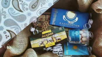 Фотография к новости: Жастар жылы. Шетелге шықсаңыз «Сарқыт-боксты» ала кетіңіз 