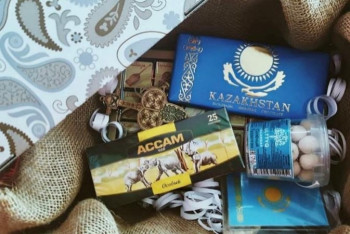 Фотография к новости: Жастар жылы. Шетелге шықсаңыз «Сарқыт-боксты» ала кетіңіз 