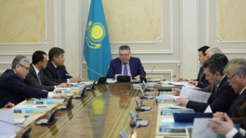 Фотография к новости: Латын графикасы негізіндегі қазақ әліпбиі бекітілді 