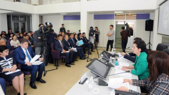 Фотография к новости: Жамбыл облысындағы 272 көпбалалы қызметкердің 217-сінде баспана жоқ