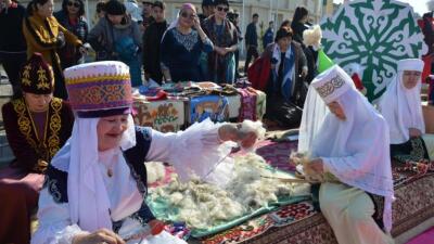 Көкшетаулықтар «Рухани жаңғыру» аясындағы этноауылды тамашалады
