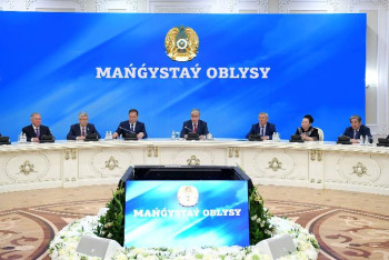 Фотография к новости: Тоқаев: Кейбір әкімдеріміз бен министрлеріміз бюджетке «таусылмайтын қоржын» ретінде қарайды