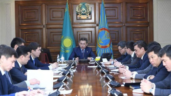 Фотография к новости: Көпбалалы отбасылардың әлеуметтік картасын қалыптастыру шаралары қаралды