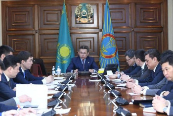 Фотография к новости: Көпбалалы отбасылардың әлеуметтік картасын қалыптастыру шаралары қаралды