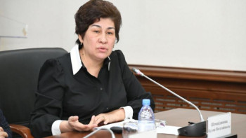 Фотография к новости: Шәмшидинова 1 маусымнан бастап қай санаттағы мұғалімдердің жалақысы көтерілетінін айтты 