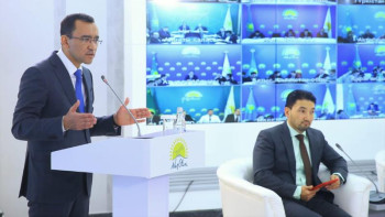 Фотография к новости: Әшімбаев: Біз өзімізді өзіміз алдамай, нақты жағдайды көрсетуіміз керек