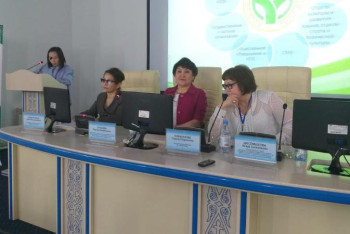 Фотография к новости: Өскеменде мектеп асханаларында тамақтану жайы талқыланды