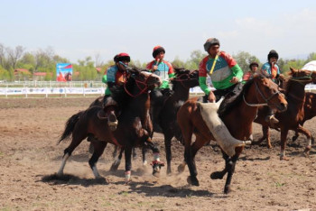 Фотография к новости: Азия чемпионаты. Қос команда да жаппай көкпардың мықтысы