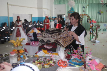 Фотография к новости: Атырау облысында сотталған әйелдер сұлулық сайысында сынға түсті