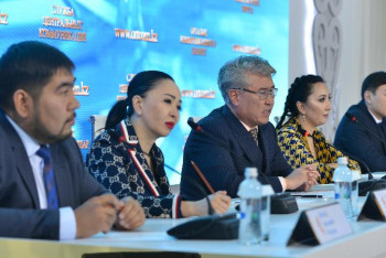 Айтыскер ақындар бастаған республикалық тур 22 қаланы қамтиды