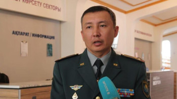 Фотография к новости: Шымкенттік жастар Халық қаһарманы Қайрат Үмбетовпен кездесті