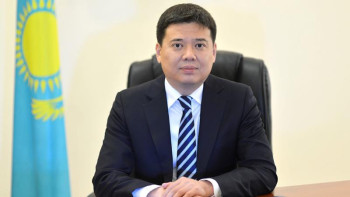 Фотография к новости: Бекетаев инвестициялар тартуда не маңызды екенін айтты