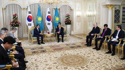 Назарбаев Корея Республикасының Президентімен кездесті
