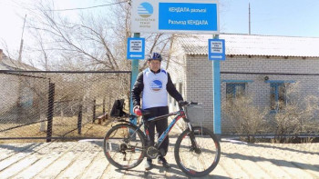 Фотография к новости: Ақтөбенің 150 жылдығына 65 жастағы ардагер ерекше сыйлық жасады