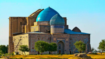 Фотография к новости: Түркістандағы Қожа Ахмет Ясауи кесенесінде «Музейге сый» акциясы өтеді 