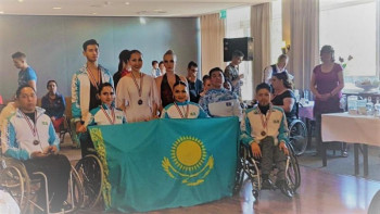 Фотография к новости: Елордалық спортшылар арбада отырып би билеуден Әлем чемпионатына жолдама жеңіп алды 