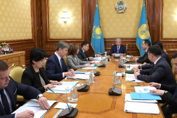 Фотография к новости: Тоқаев Ұлттық банктің 2018 жылғы жұмысын қорытындылау бойынша кеңес өткізді