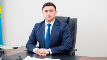 Фотография к новости: Бәріміз бір шаңырақ астында еңбек етеміз – ҚХА мүшесі