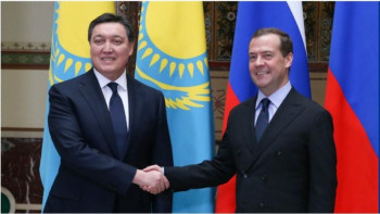 Фотография к новости: Мамин мен Медведев еларалық ынтымақтастық перспективаларын талқылады