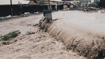 Фотография к новости: Алматыда 2 күн бойы су тасу қаупі бар – ТЖД
