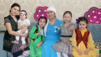 Фотография к новости:  Шүйірме, күлше, малта, сықпа. Құрттар.