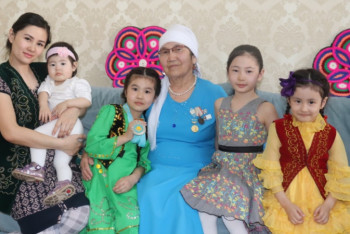 Фотография к новости:  Шүйірме, күлше, малта, сықпа. Құрттар.