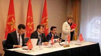 Фотография к новости: Президент сайлауы – 2019. Коммунистер өз үміткерін ұсынды 