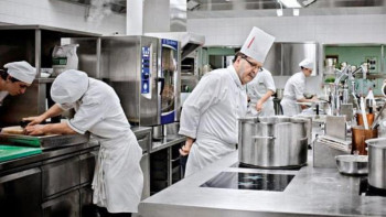 Фотография к новости: Санитариялық ережелер қайта қарауды талап етеді