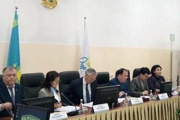 Фотография к новости: Алматыда ЖОО-ның академиялық және басқару дербестігін кеңейту мәселесі қаралды