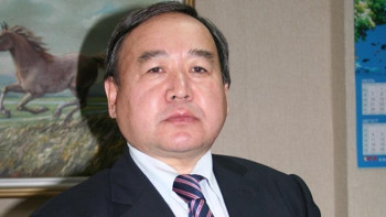 Фотография к новости: Сәдібек Түгел қол жинауға кірісті