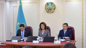 Фотография к новости: Назарбаева: Адамдар жақсы өзгерістерді күтеді