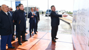 Фотография к новости: Түркістандағы құрылыс жұмыстары тәулік бойы жүргізілуі тиіс – Мамин 