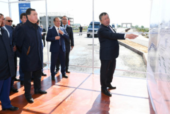 Фотография к новости: Түркістандағы құрылыс жұмыстары тәулік бойы жүргізілуі тиіс – Мамин 