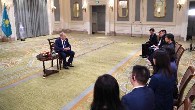 Назарбаев қытайлық БАҚ өкілдеріне сұхбат берді