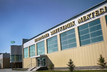 Фотография к новости: Қасым-Жомарт Тоқаев Назарбаев зияткерлік мектебінде болды 