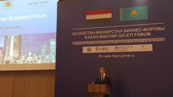 Фотография к новости: Қазақстанға Мажарстаннан әртүрлі саланың 100-ге жуық өкілі келді