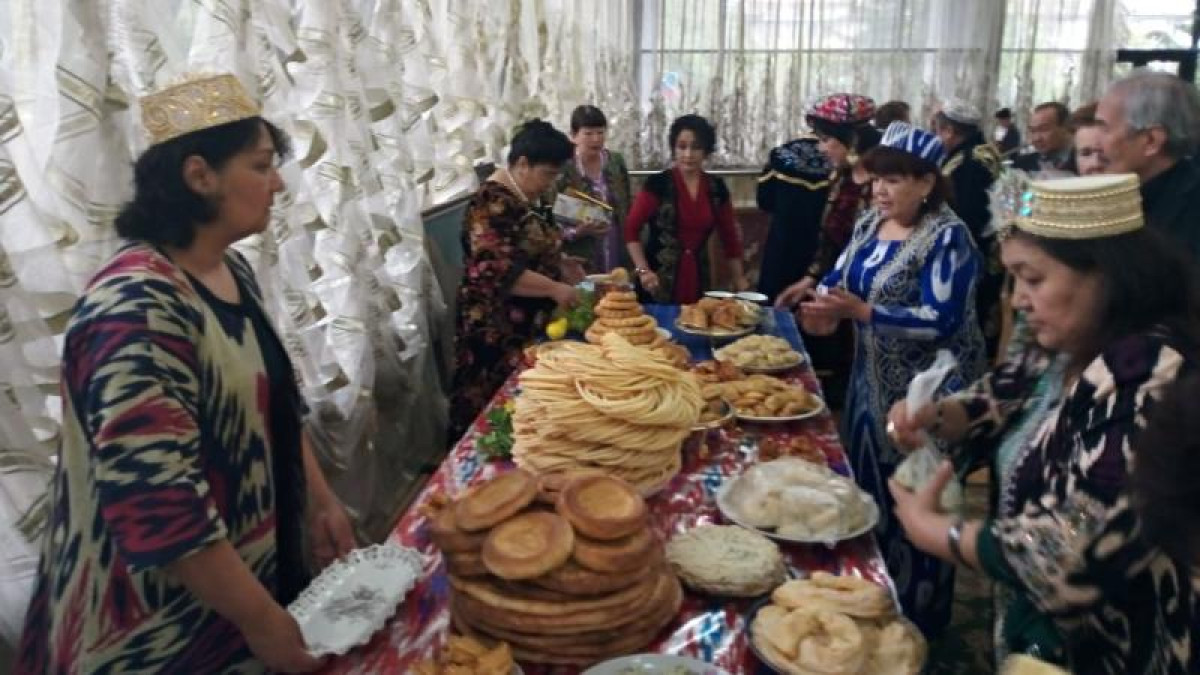 Алматыда «Достық дастарханы» атты ұлттық тағамдар фестивалі өтіп жатыр