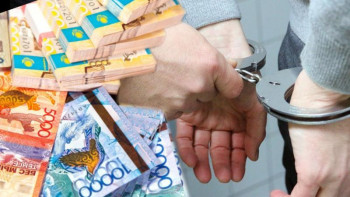 Фотография к новости: Депутат 76 млн теңге пара алды деген күдікпен ұсталды